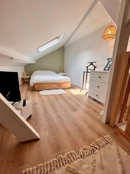 North Cosy House - Douai Centre Apartment Ngoại thất bức ảnh